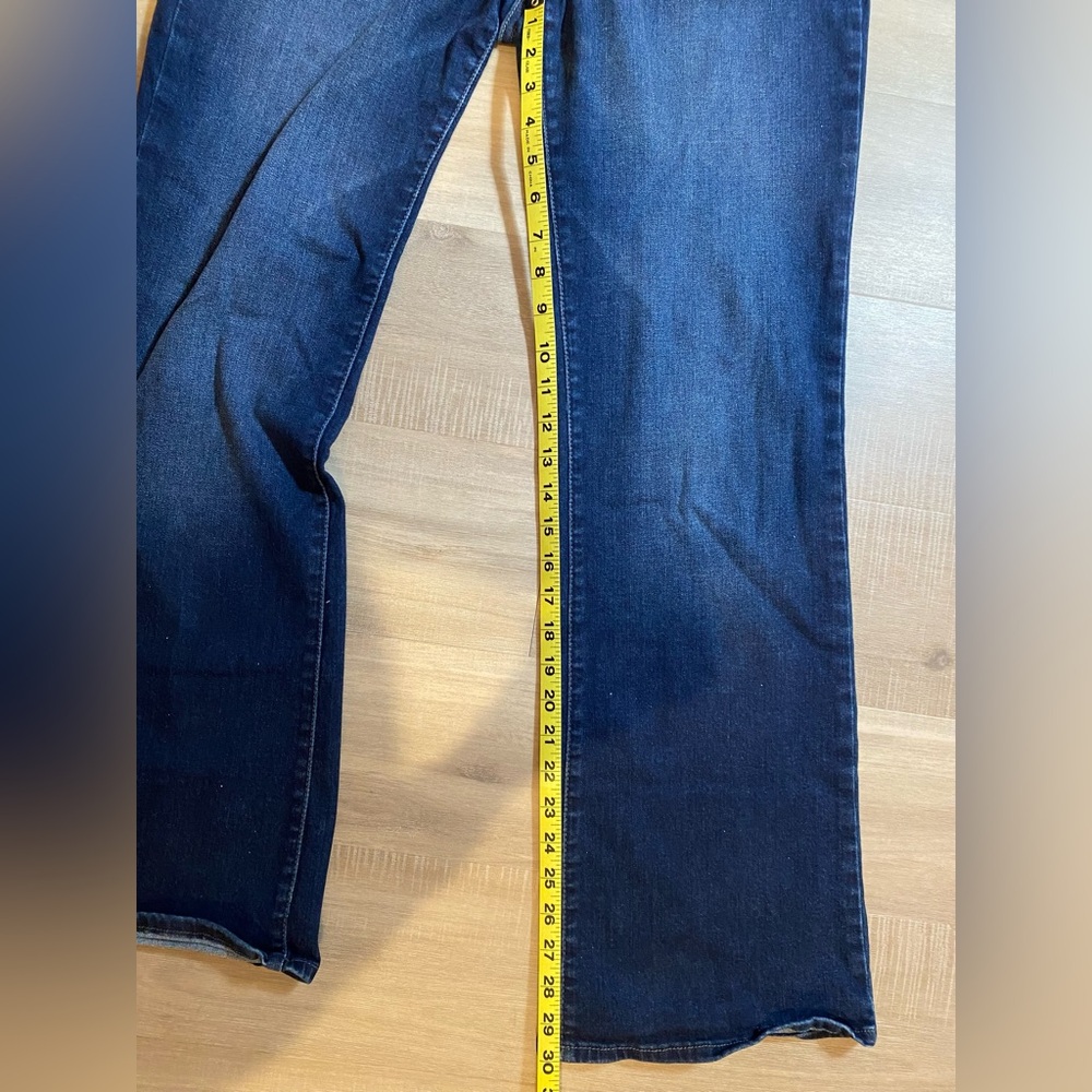 Jordache Women’s Curvy Boot Cut Jeans - Picture 5 of 5